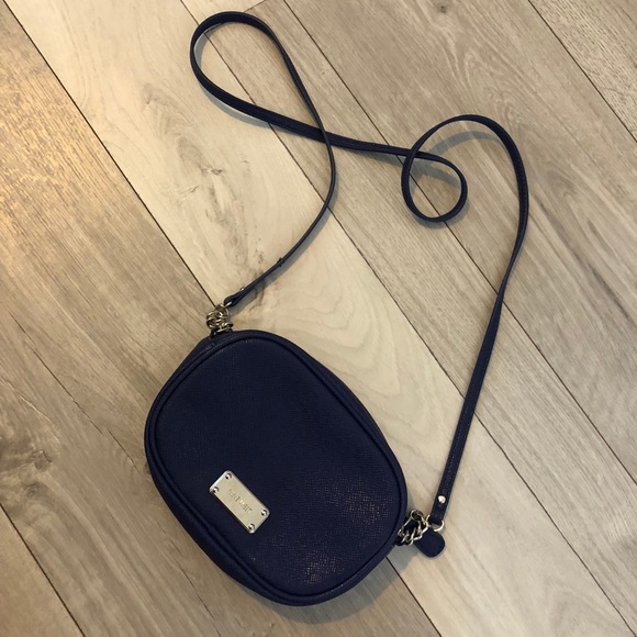 Nine West Handbags - Nine West Crossbody Purse!